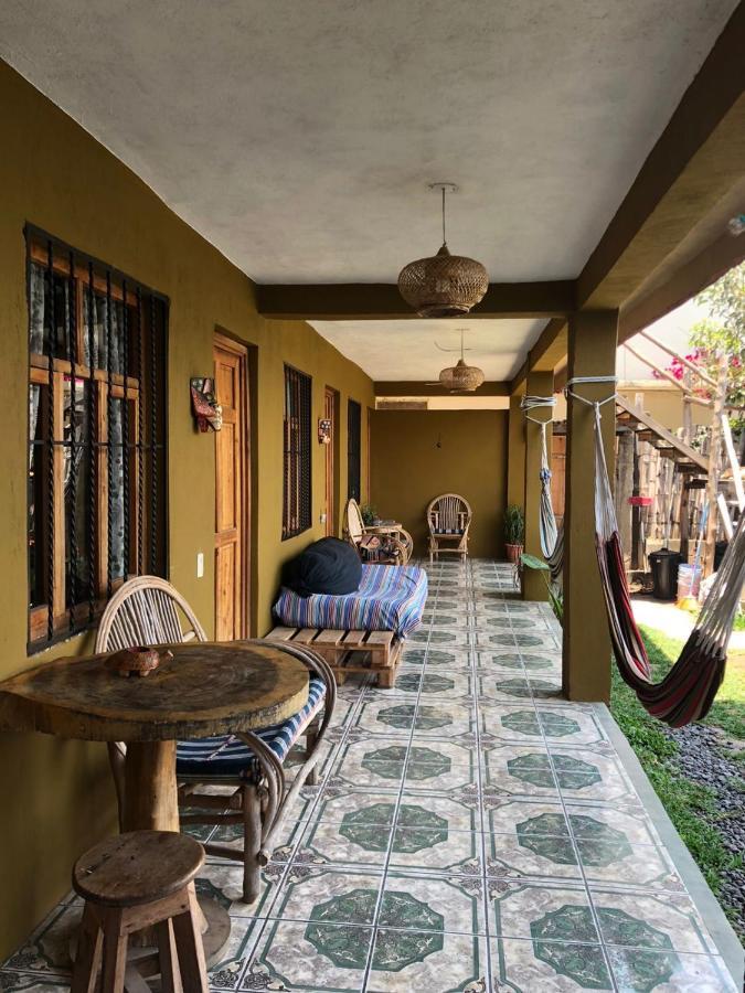 Kawoq Guesthouse San Pedro La Laguna Esterno foto
