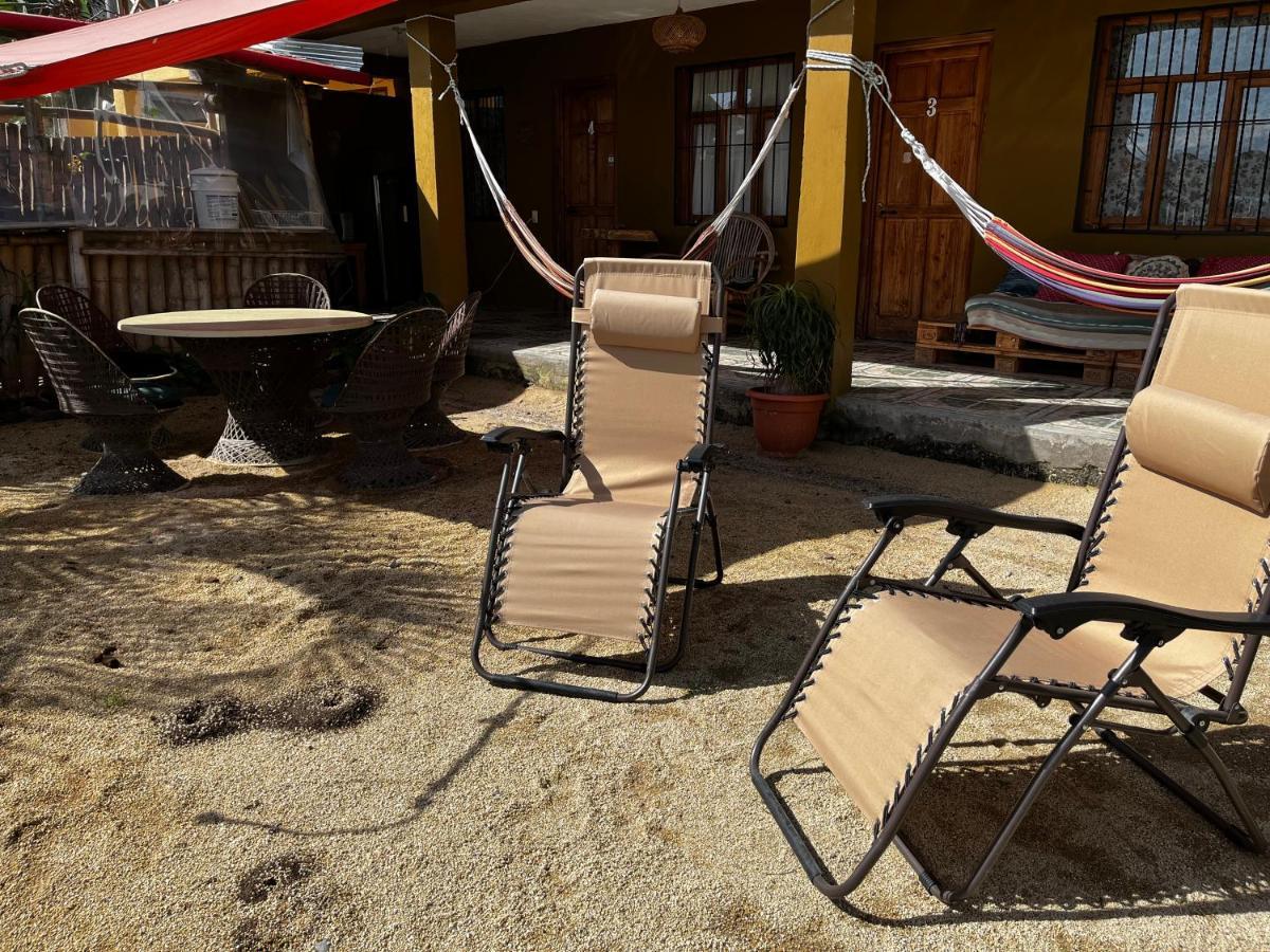 Kawoq Guesthouse San Pedro La Laguna Esterno foto