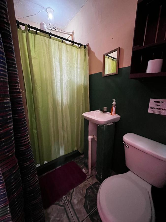 Kawoq Guesthouse San Pedro La Laguna Esterno foto